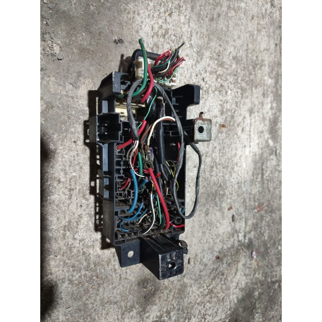 FUSE BOX SEKRING AVANZA XENIA VVTI ORI