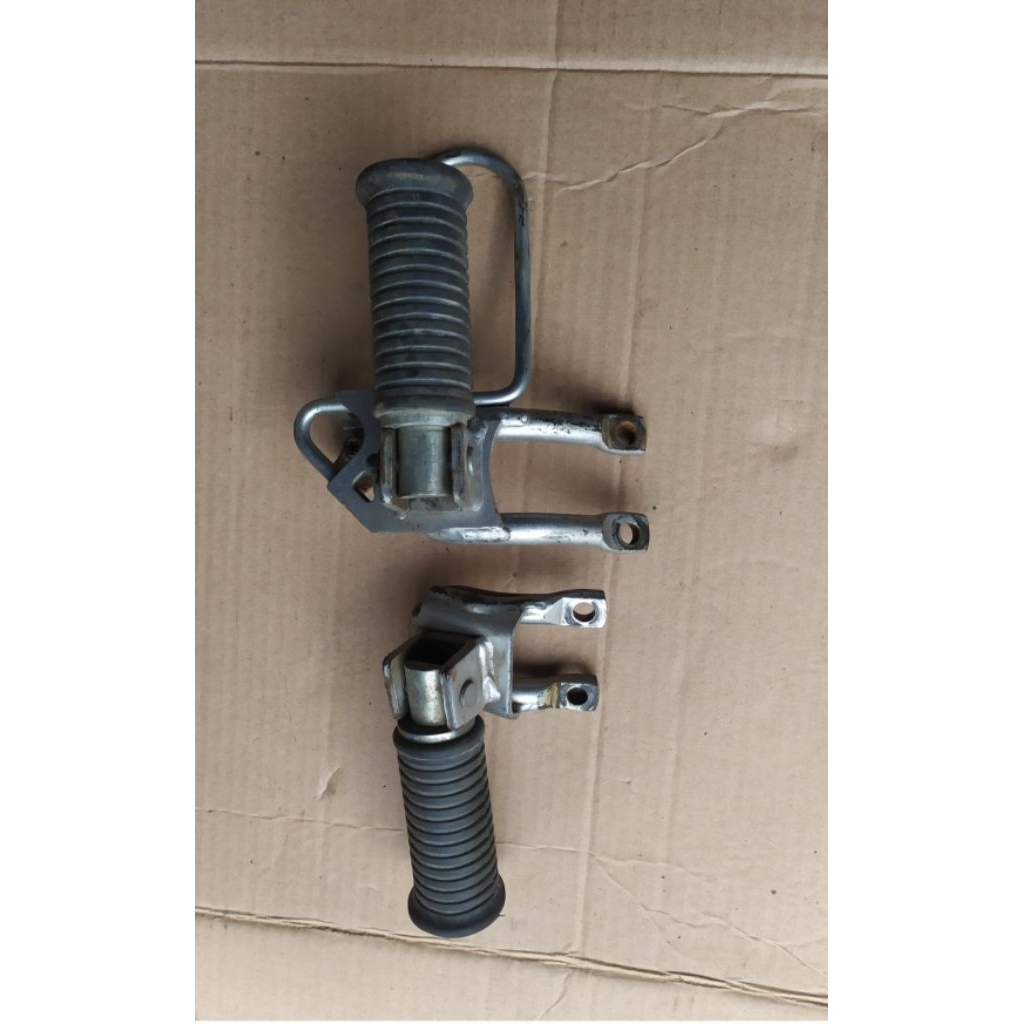 footstep setep belakang KLX 230 original copotan