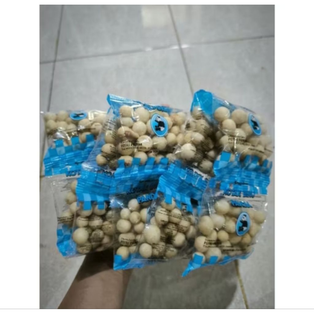 

Kacang Atom Panda 1 Renceng isi 10pcs @10gr