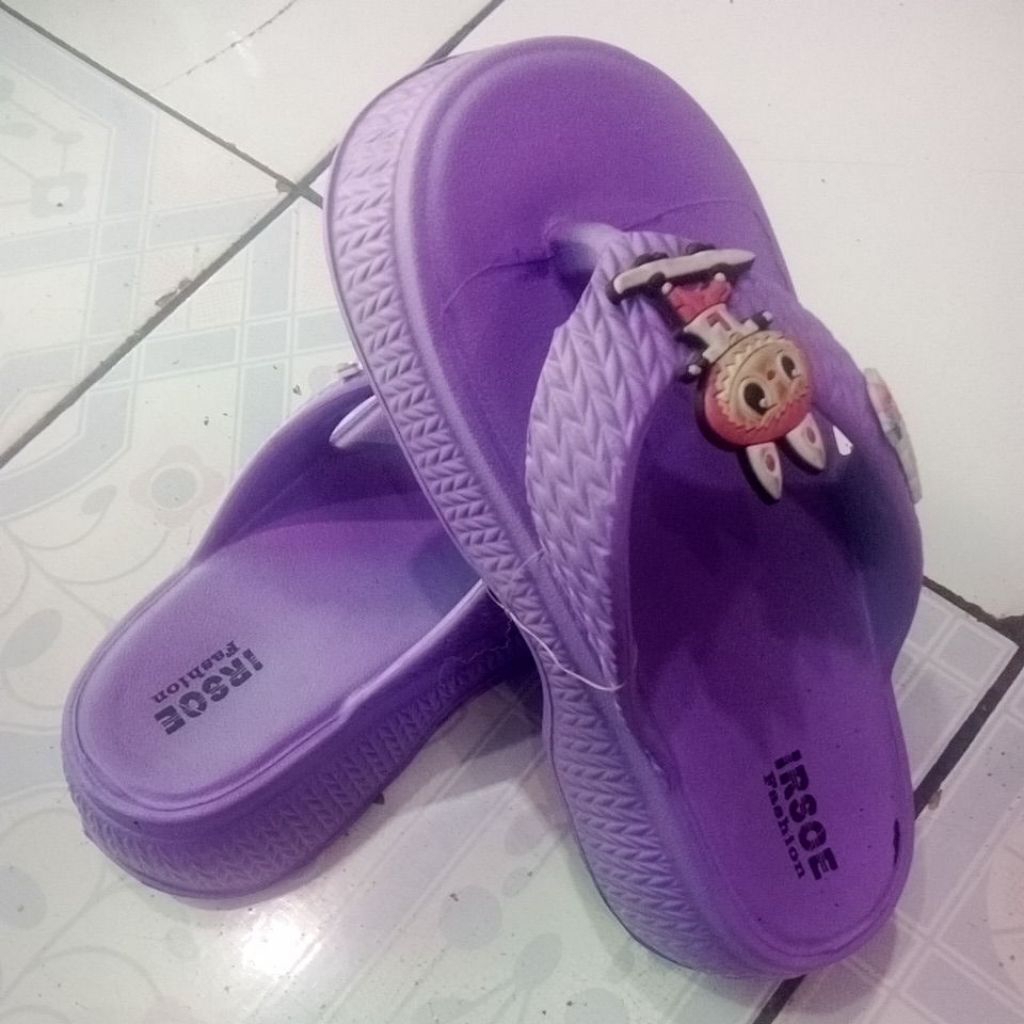 SENDAL ANAK LABUBU - IRSOE FASHION