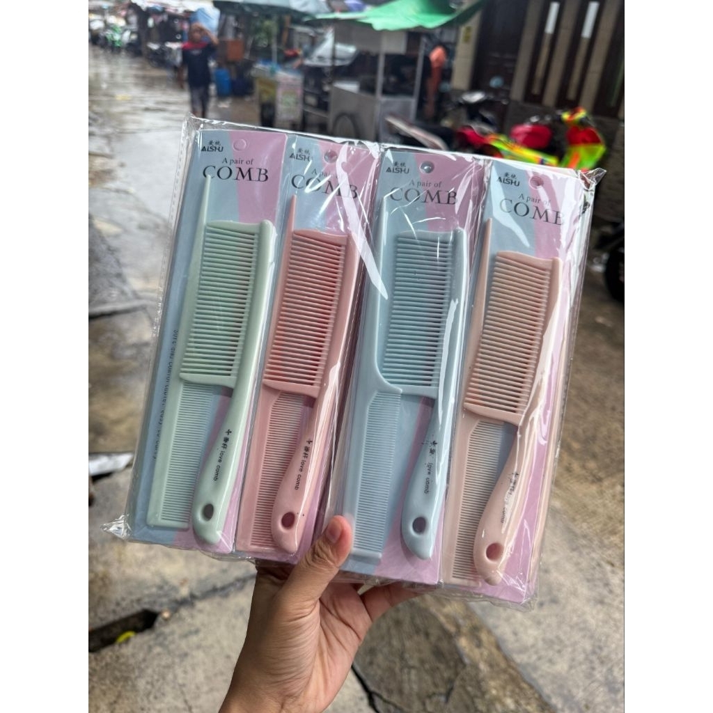 

isi 10 set)sisir rambut set bahan tebal imfort primium sisir rambut set2 warna sudah campur
