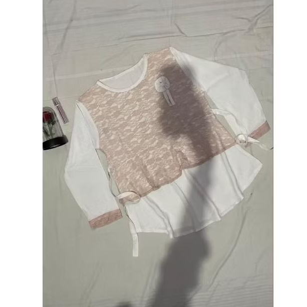 Preloved Blouse Renda