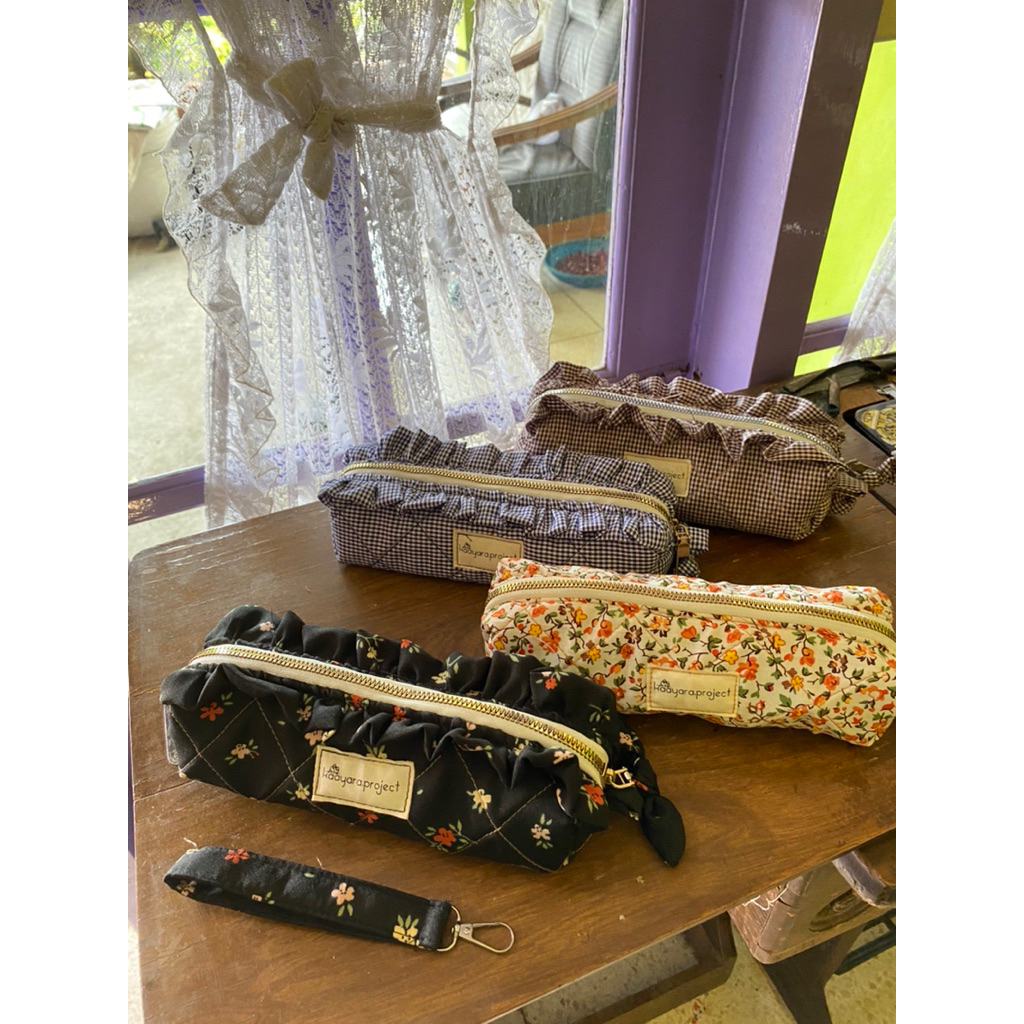 

Tempat Pensil Handmade Korean Look