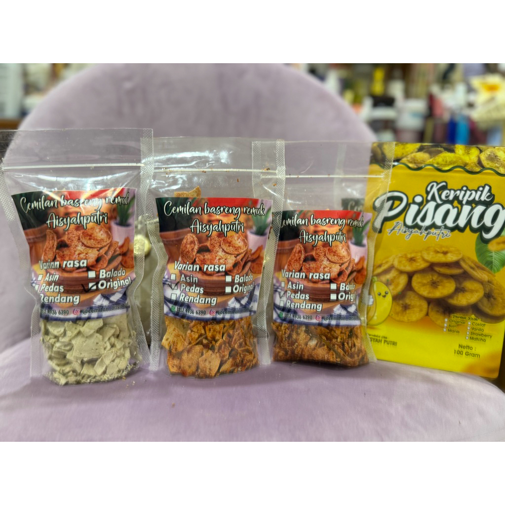 

cemilan aisyahputri basreng pedas 2 original 1 kripik pisang rasa coklat