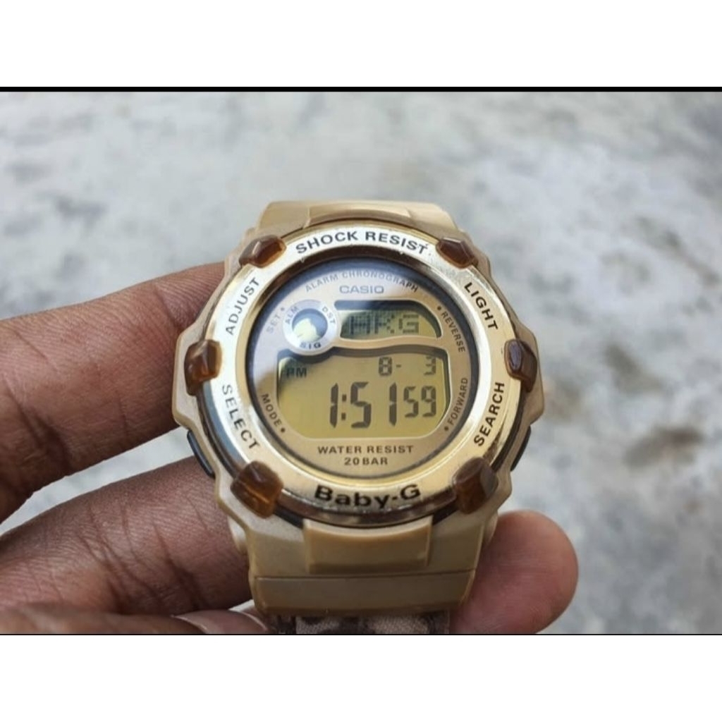Jam tangan casio Baby-G gold