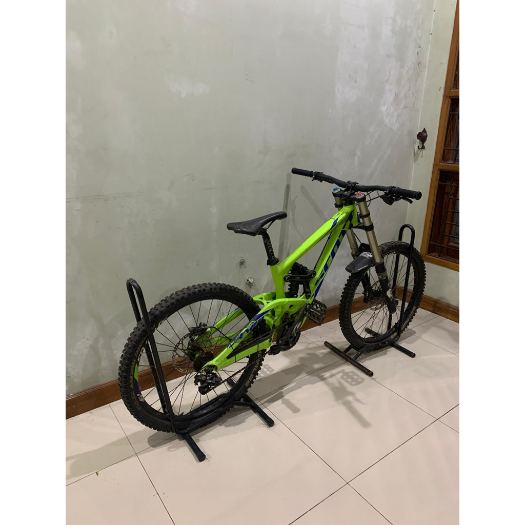 Sepeda MTB/Gunung Scott Gambler 20 Downhill