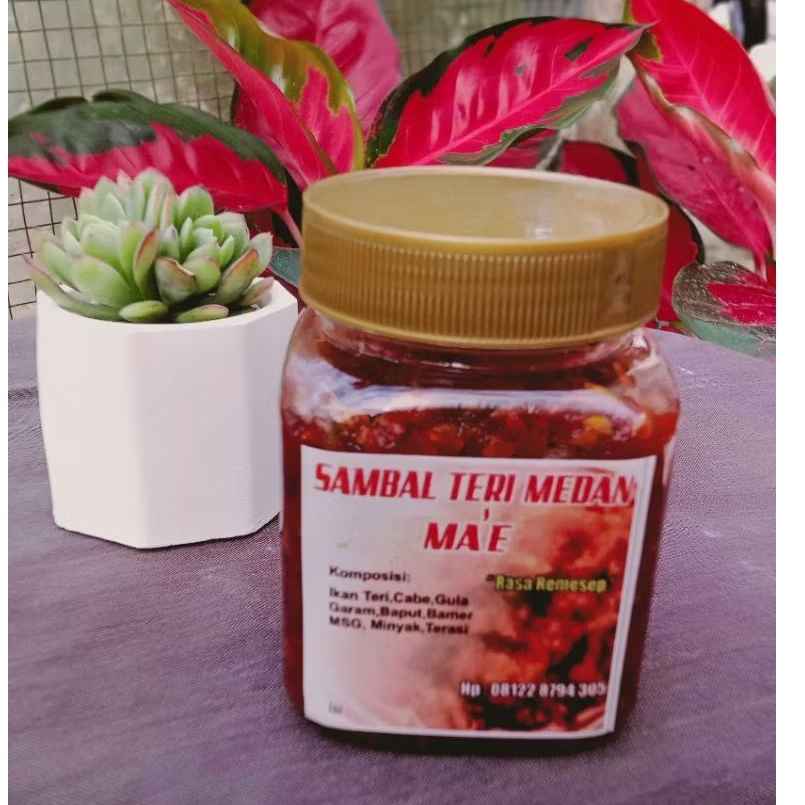 

sambal teri Medan, pedas , manis, gurih, ( isi 200 gram)