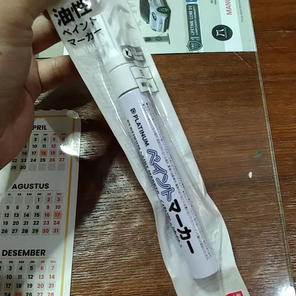 

Daiso Japan Spidol Permanent Paint Market Tinta Putih White Ink