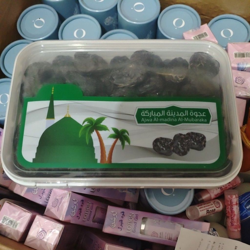 

[Afluth Store] Ajwa Super Jumbo Khas Madinah