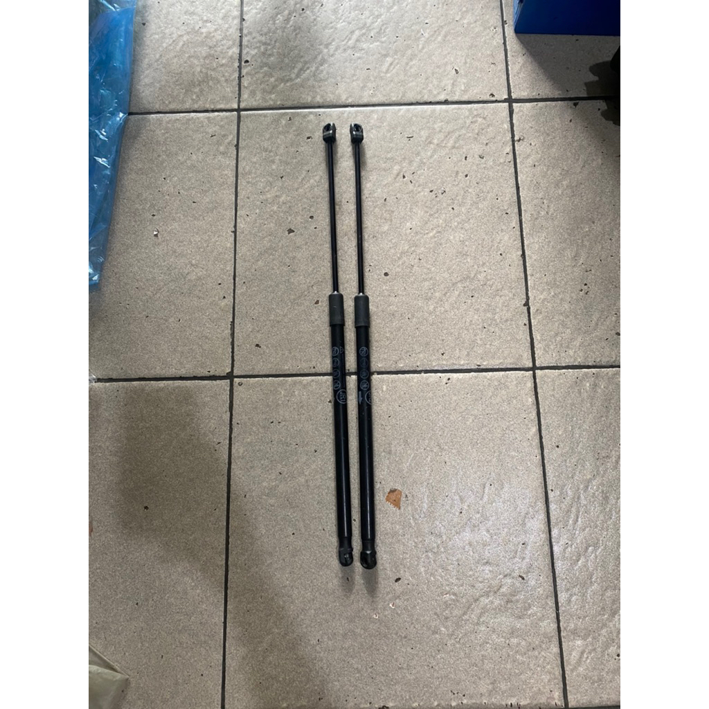 68950-BZ380 68960-BZ380 Shock bagasi agya ayla 2023 original