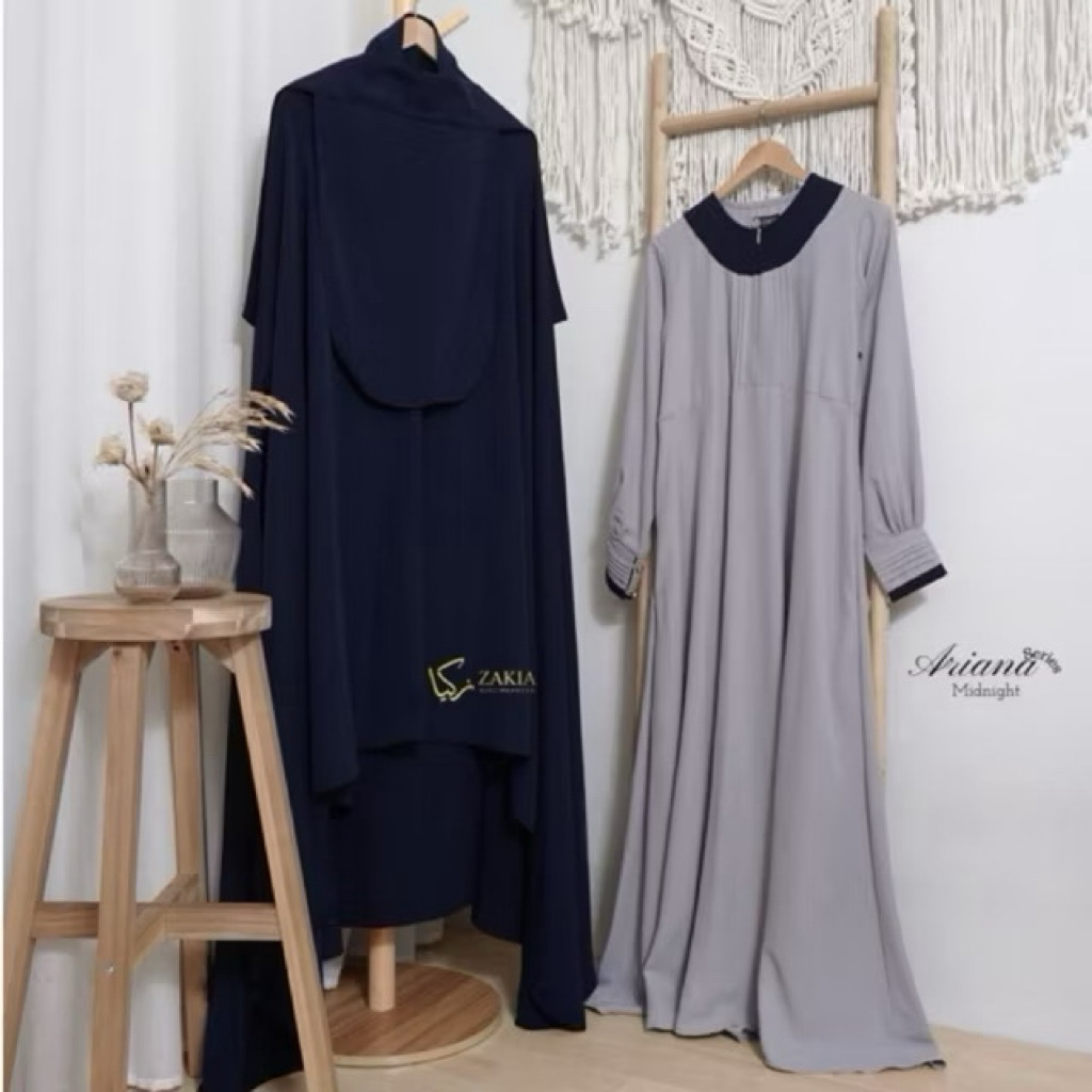 Preloved Ariana by Zakia Muslimah Wear | Midnight Set NP size L |
