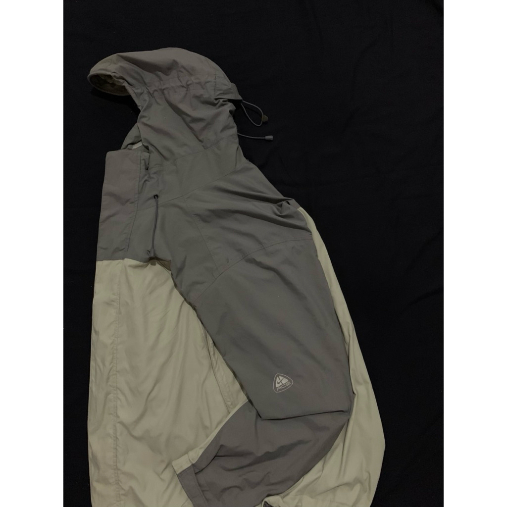 Gorpcore Nike ACG Strom-fit Jacket