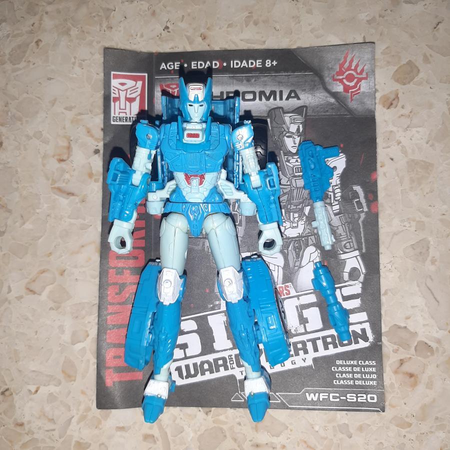 Transformers Siege Chromia