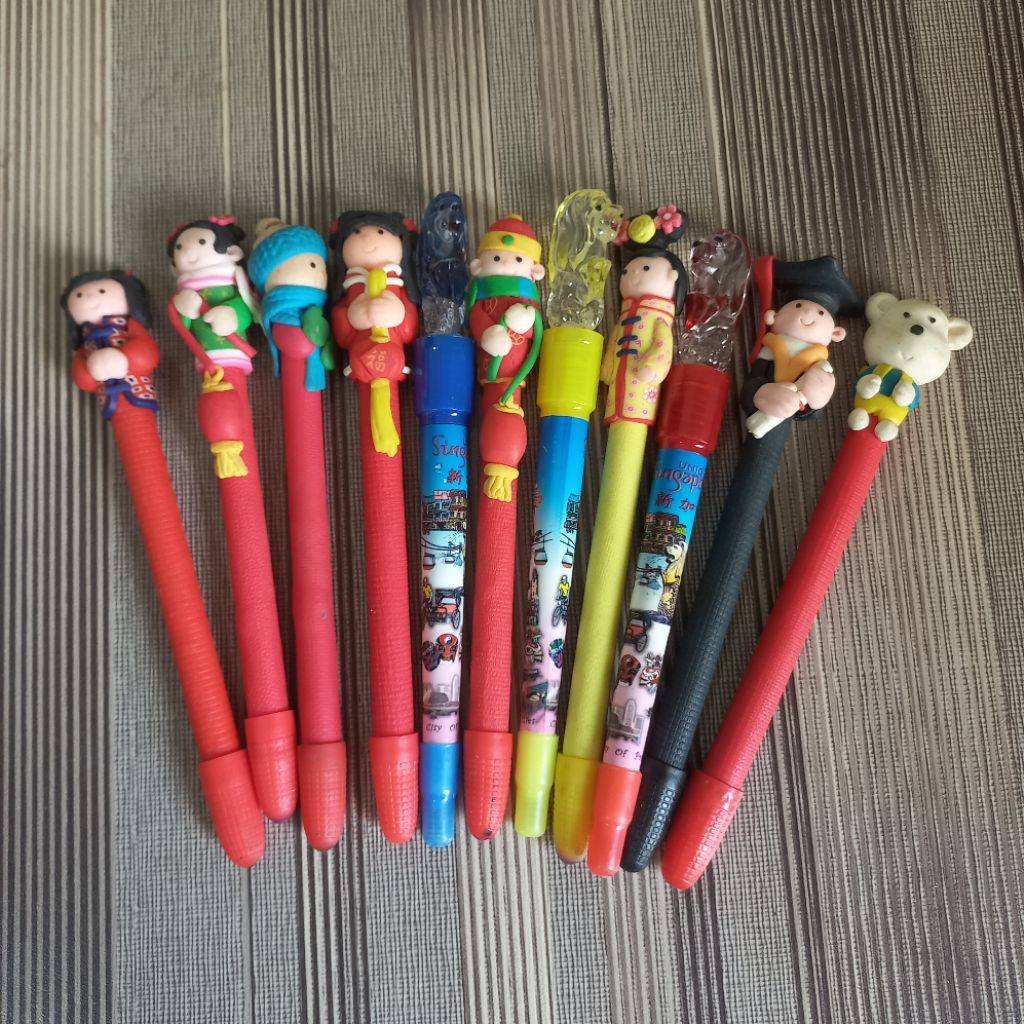 

Bolpoin Lucu Simpenan