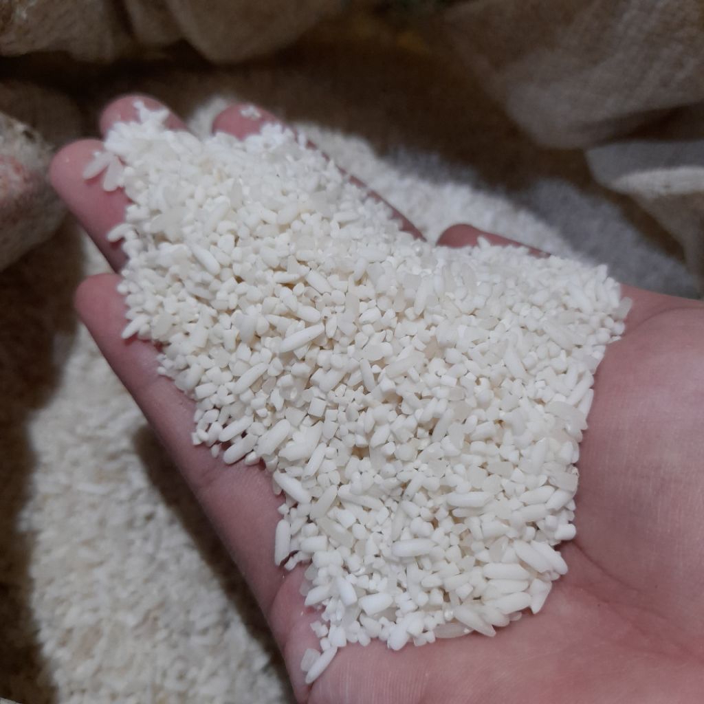 

Beras lokal kemasan putih bersih dan beras ketan putih 1 kg - 5 kg