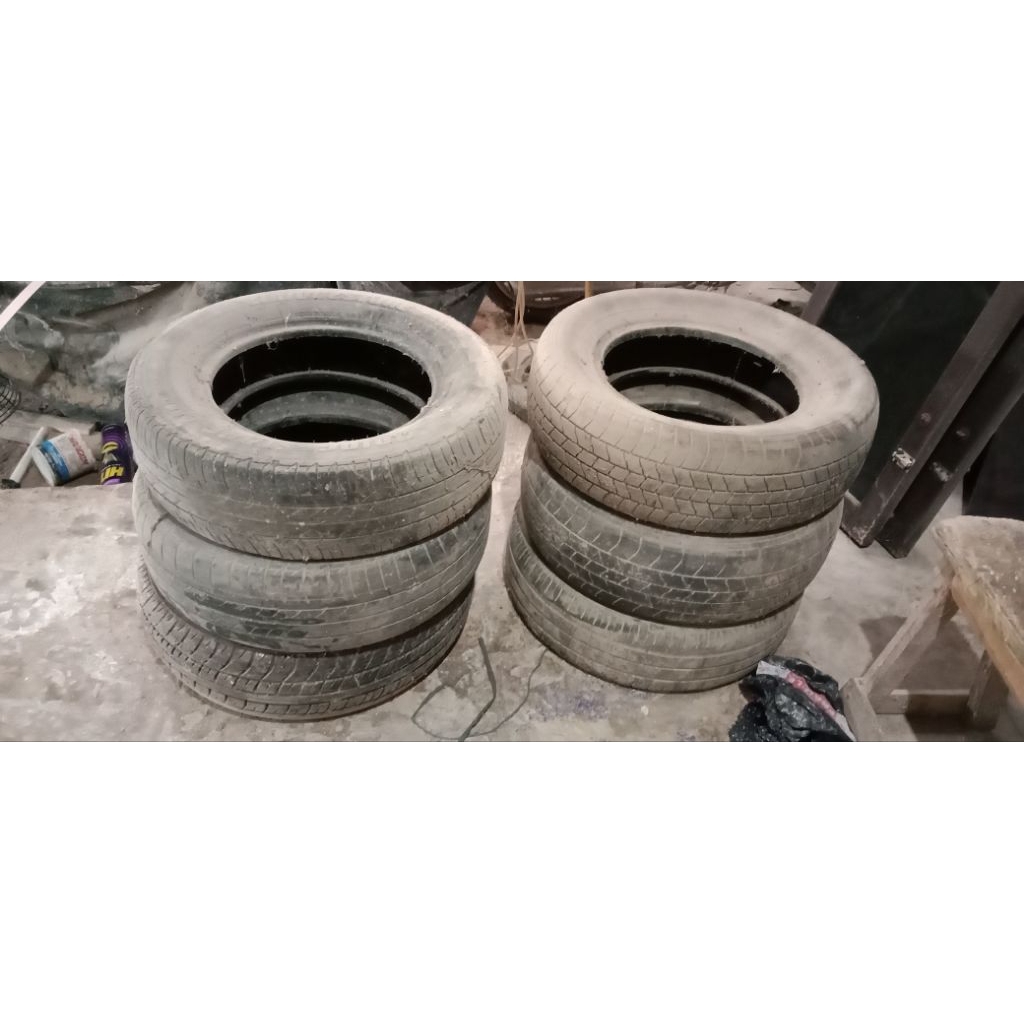 ban mobil bekas kondisi 80%