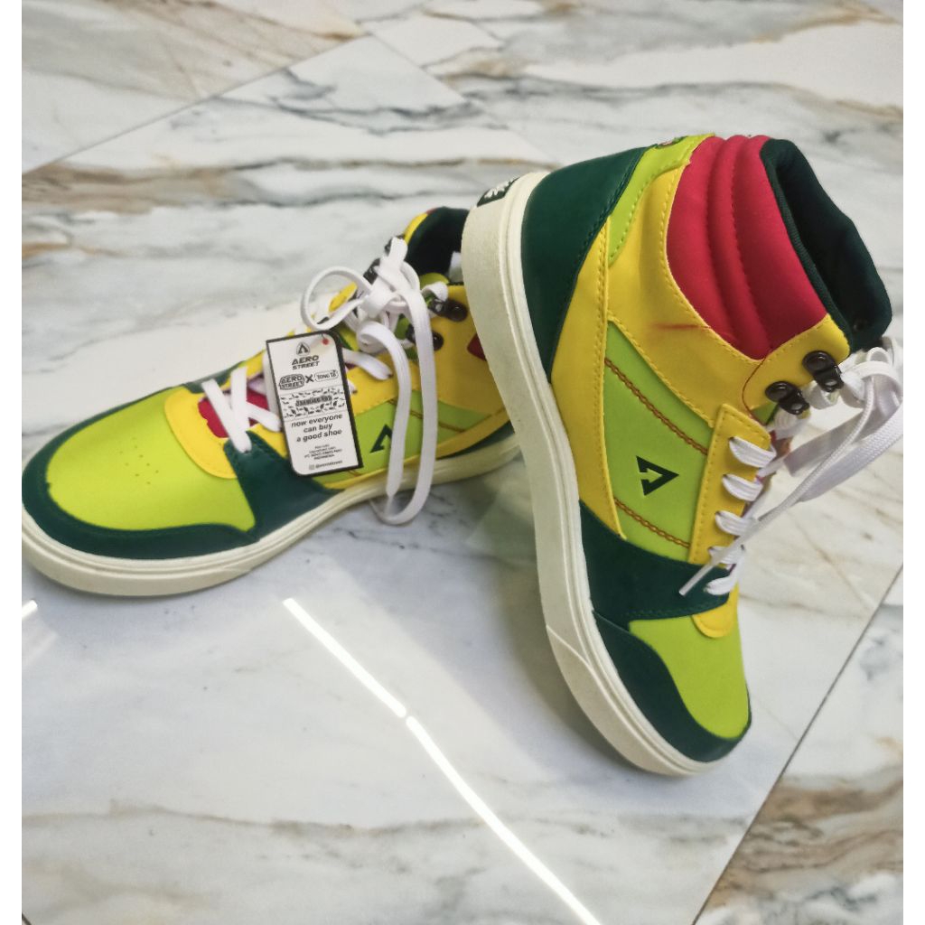 Hoops High Aerostreet X Tong Tji