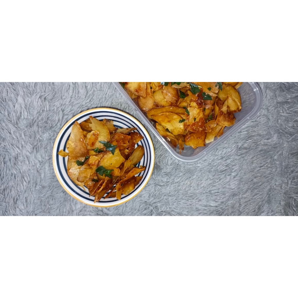 

Keripik Singkong Homemade 250gr – Original & Pedas – Camilan Gurih Renyah