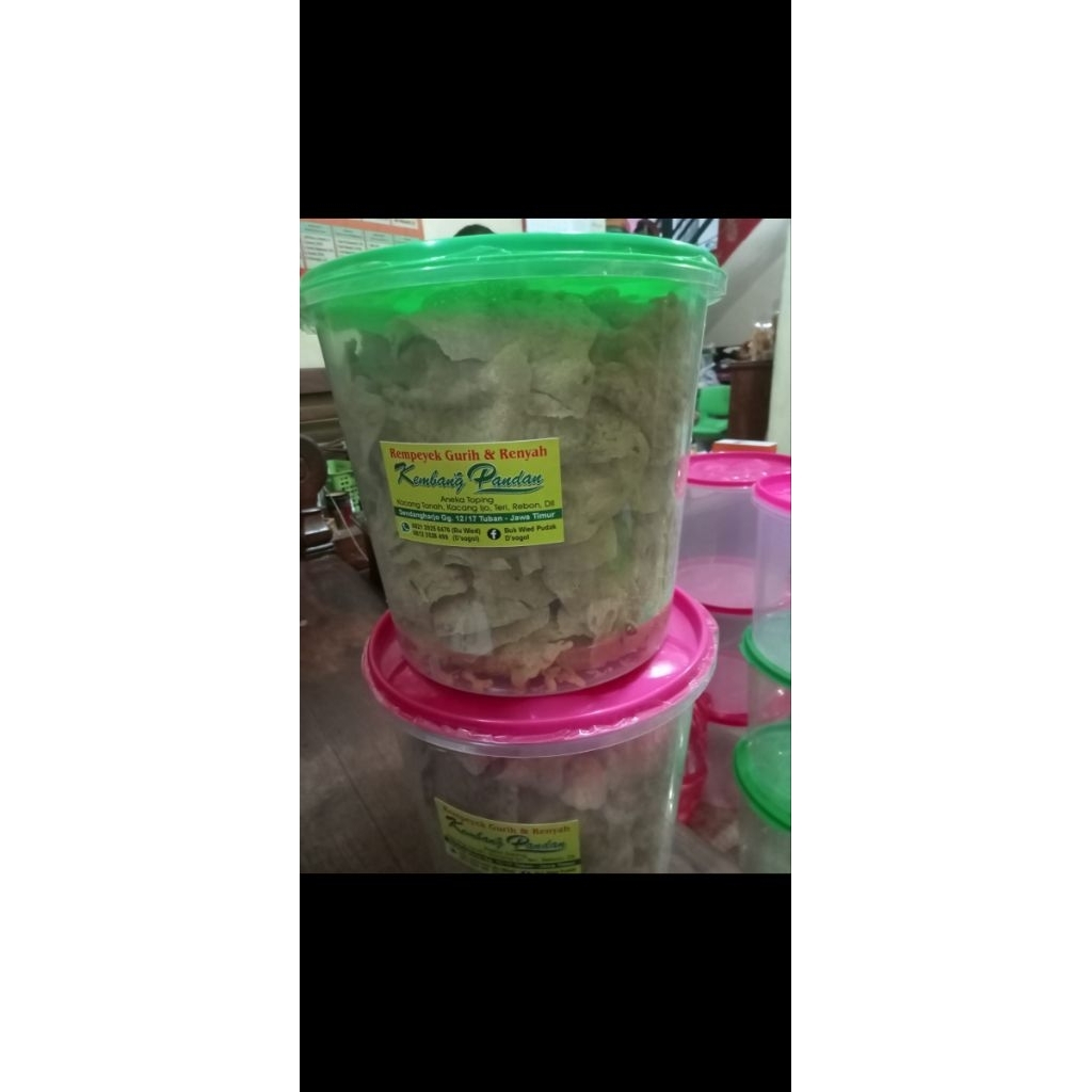 

Peyek Kacang Tanah Premium Gurih | Buatan Rumahan Resep Ibu Size 10 L Wadah Toples