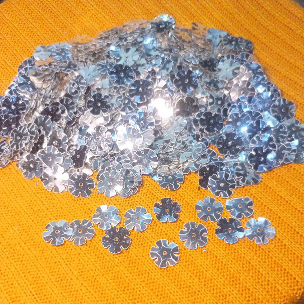 PAYET MANIK MANIK BORCI