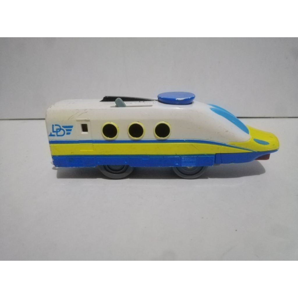kereta takara tomy plarail dream disney donald duck elektrik on ori tomy