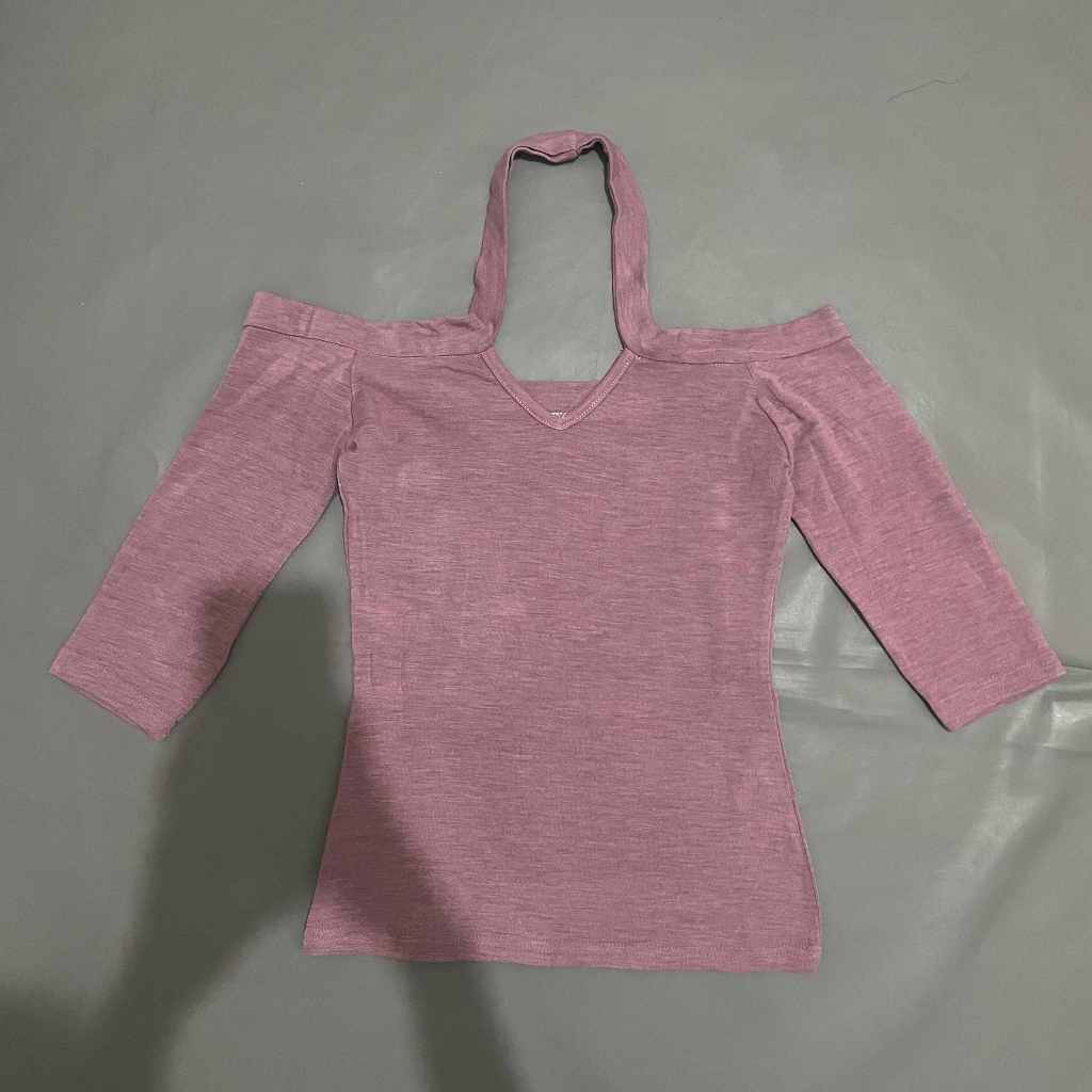 DEWASA A166 (NO BRAND, PRELOVED) Baju Kaos Atasan Sabrina Leher V Neck Tali Halterneck Tangan Lengan