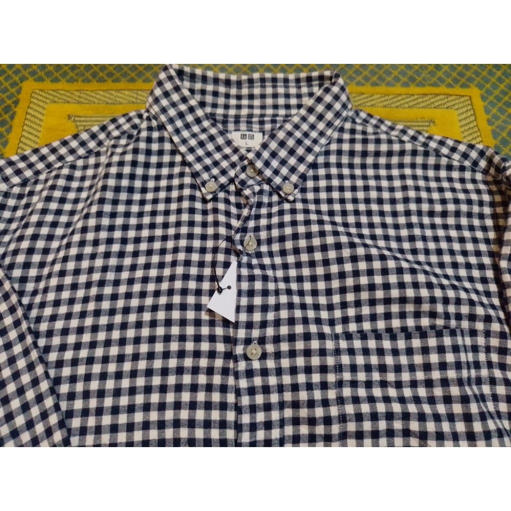 Baju second branded Uniqlo Size Xl