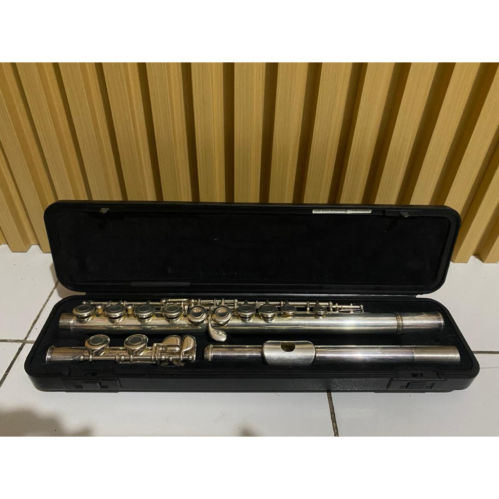 Flute Yamaha YFL221