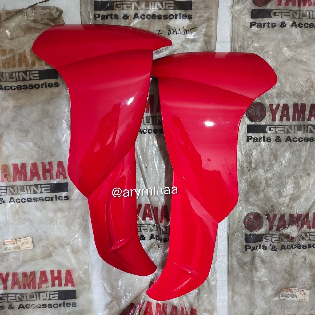 SAYAP LUAR LEGSHIELD JUPITER Z LAMA CW 2005 MERAH CABE VRC1 5TP-F8311-00-P0 / 5TP-F8312-00-P0 ORIGIN