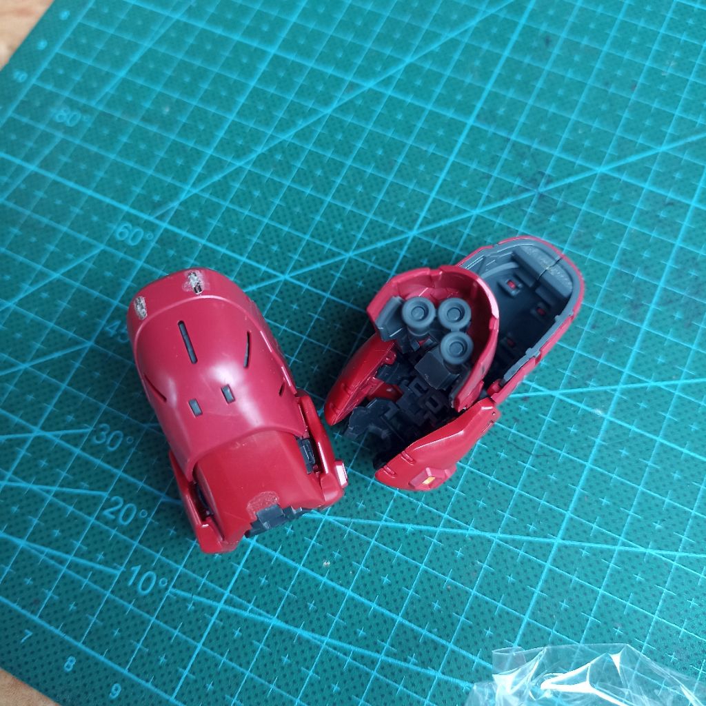 part bahu rg 1/144 sazabi bandai