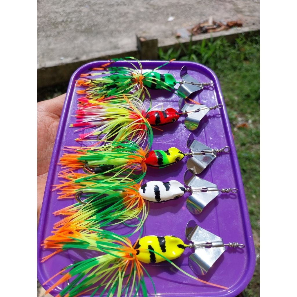 slater mini single propeller umpan casting gabus dan toman