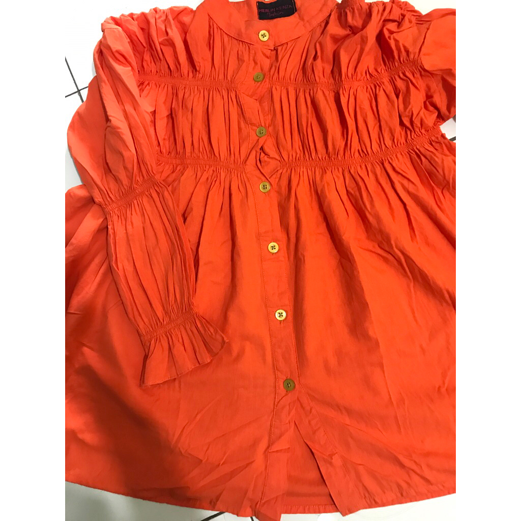 BLOUSE ORANGE by herlin kenza (preloved)