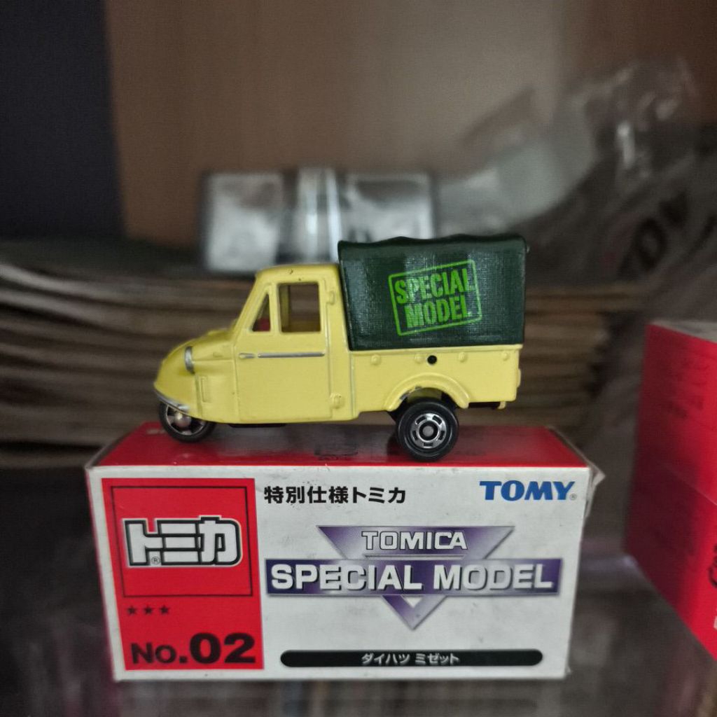 Tomica Special Model Daihatsu Midget No 02 Bemo