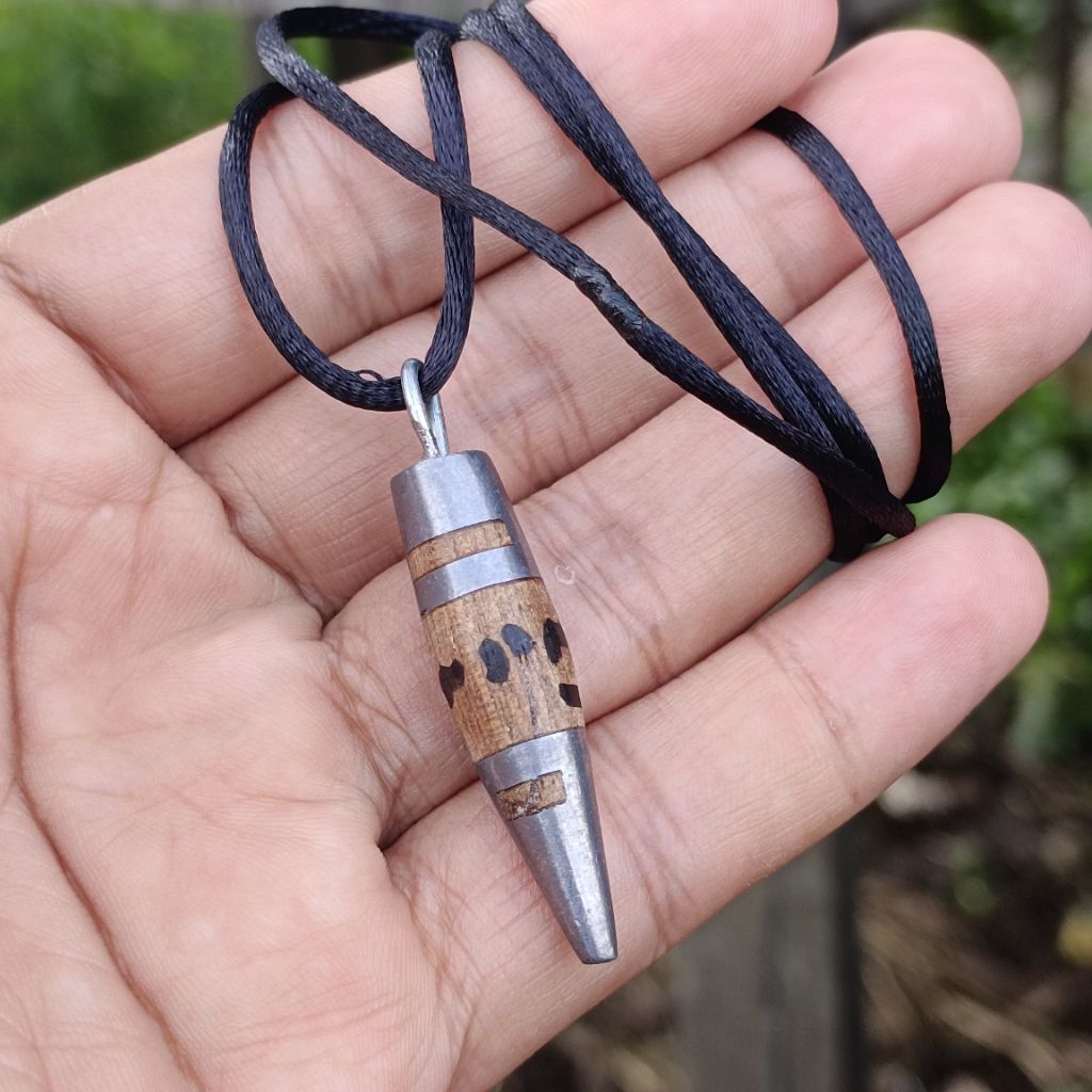 kalung cemeti kayu gaharu 3 cm