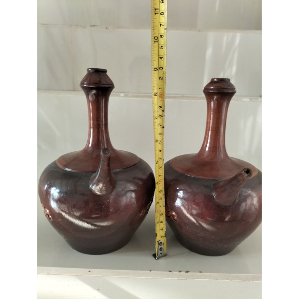 Barang Antik Guci Kayu