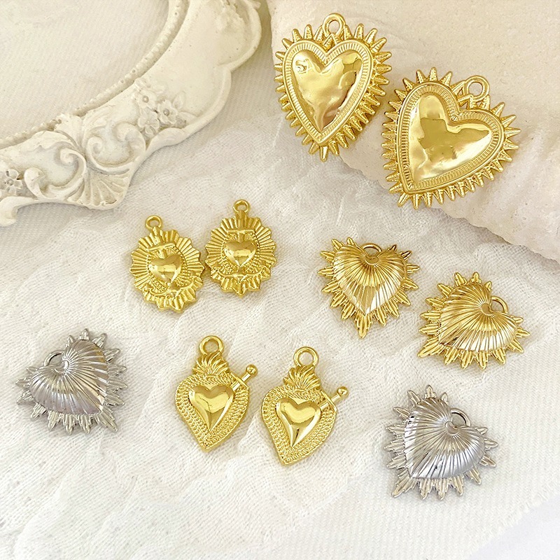 Copper alloy gold/silver-plated retro heart-shaped cross sword pendant diy handcrafted necklace earr