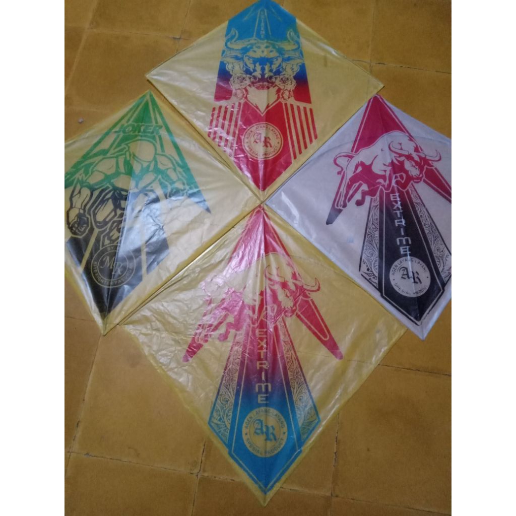 layangan sukhoi standard, isi 70 pis