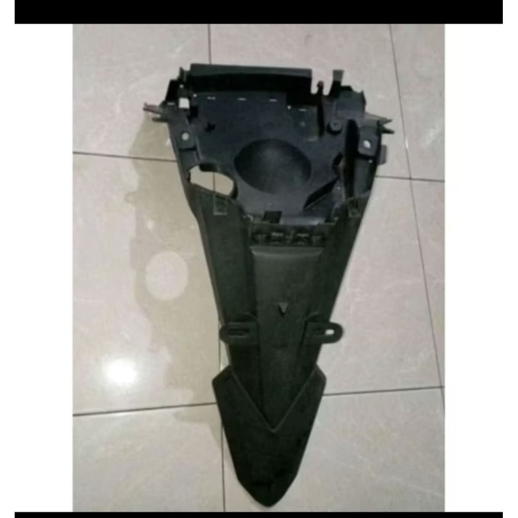 Spakbor belakang x ride 115 original copotan 2BU