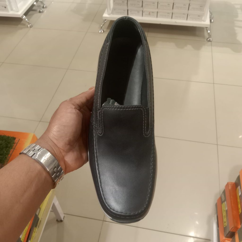 WATCHOUT SEPATU KULIT PRIA ORIGINAL