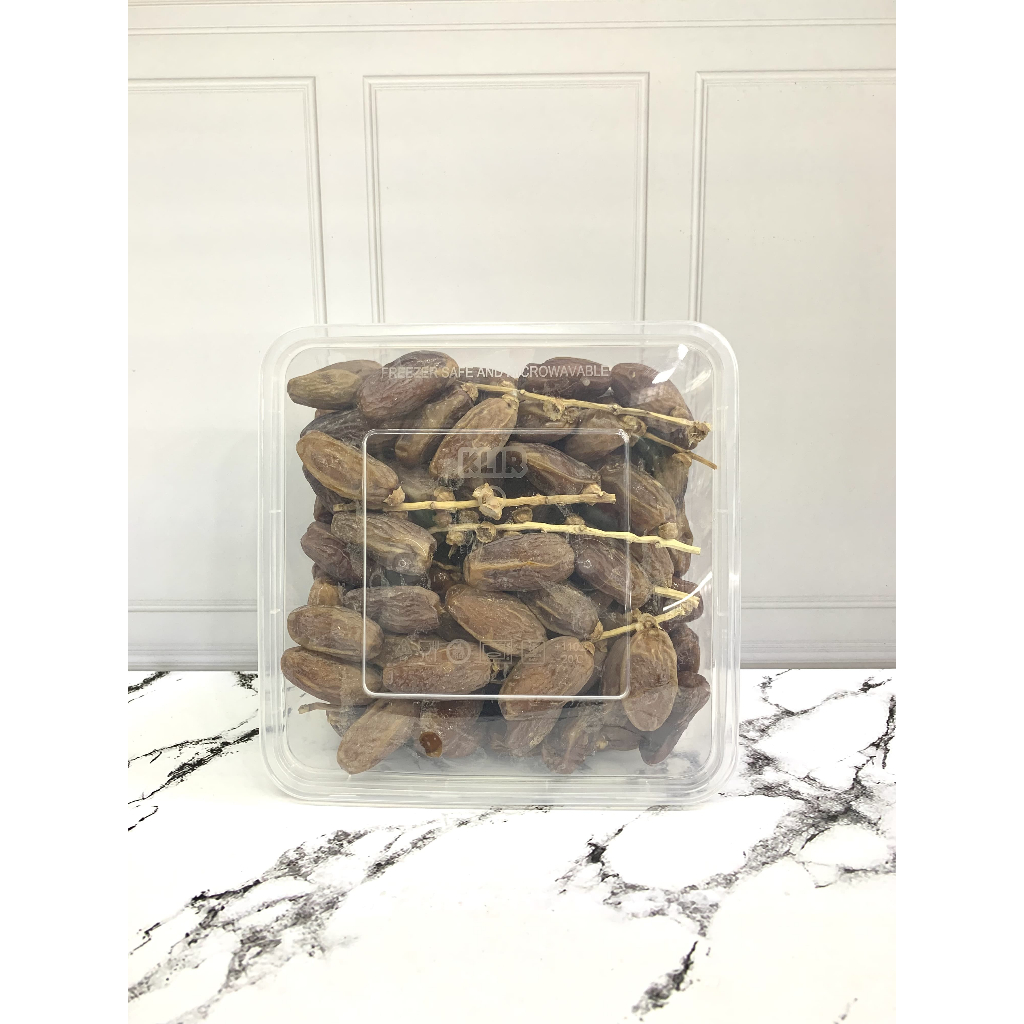

KURMA TUNIS TANGKAI 1 KG FRESH