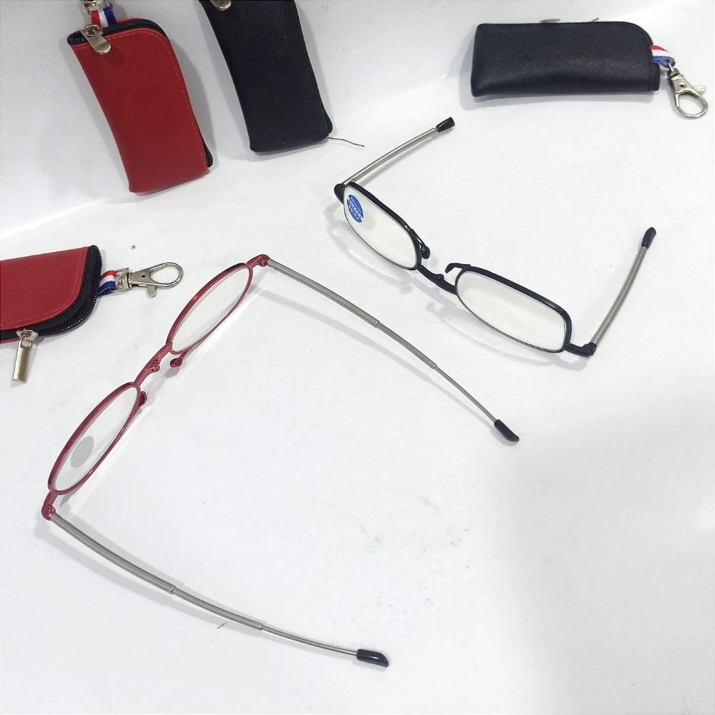 kacamata baca lipat model gantungan dompet mini