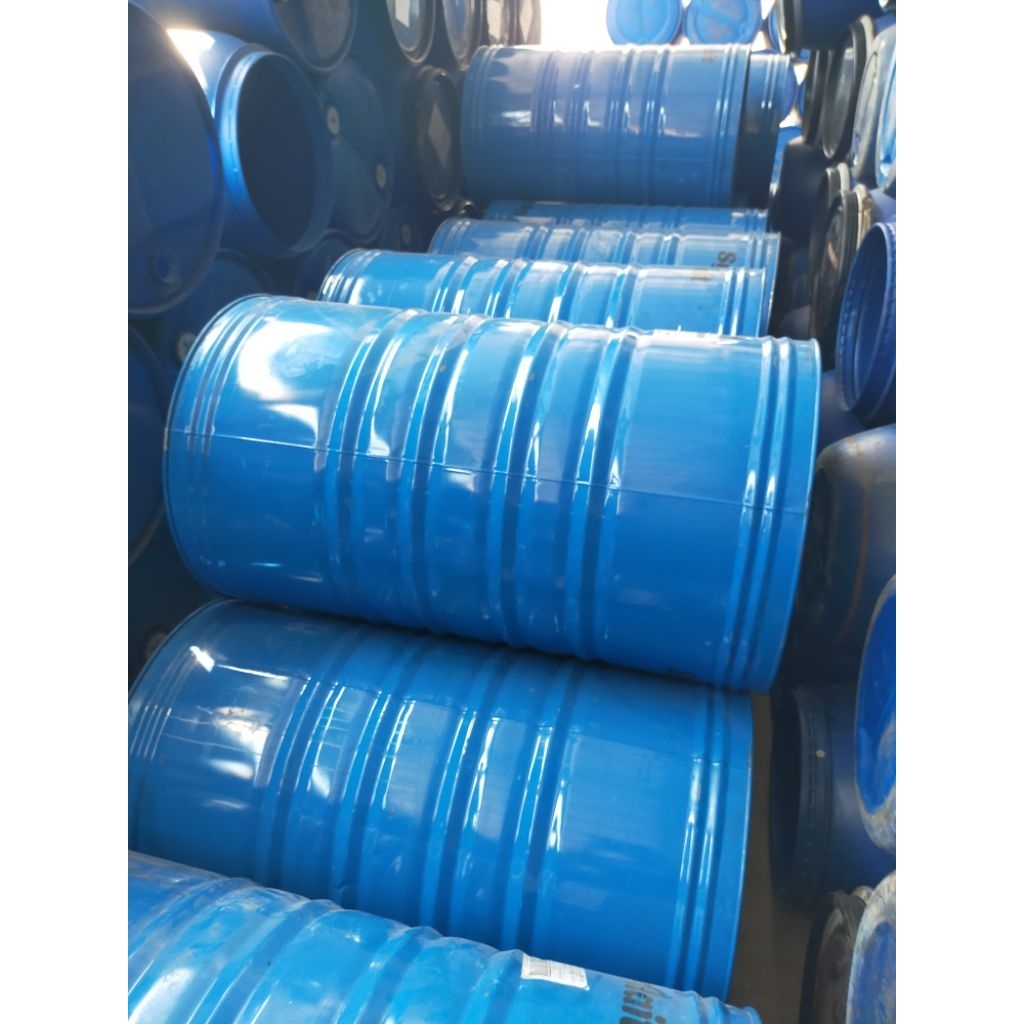 drum besi 200liter.bahan sangat tebal.lebih panjang dr drum oli.lebih tebal