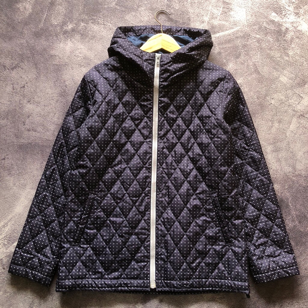 Windbreaker Jacket ACTIVE DAYS Second Size M,Windbreaker polkadot second windbreaker biru dongker se