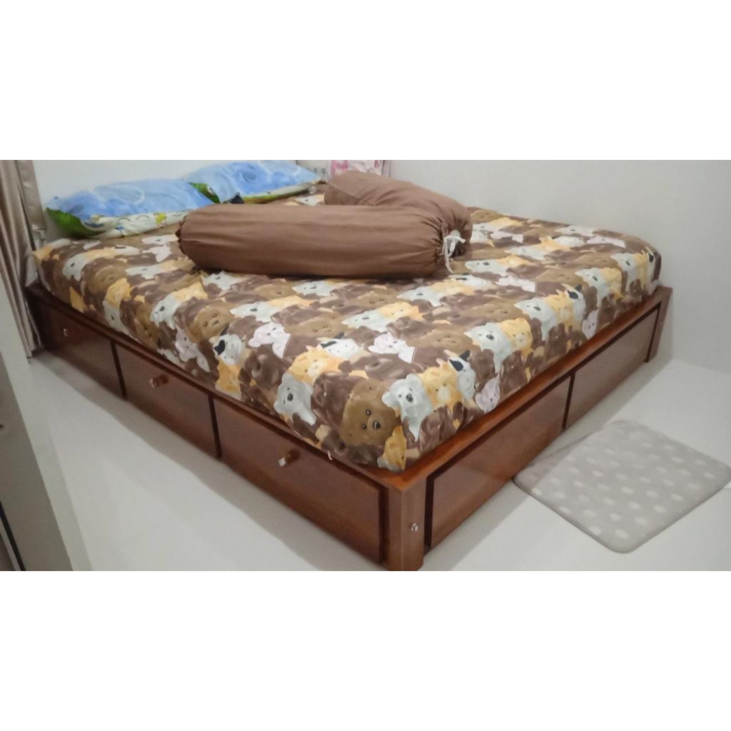 DIPAN/DIVAN TEMPAT TIDUR JATI MINIMALIS TANPA SANDARAN