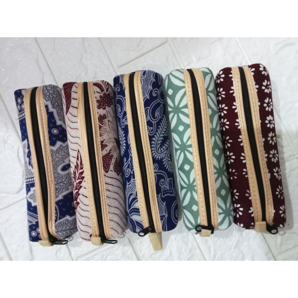 

isi 20pcs souvenir dompet batik tempat pensil