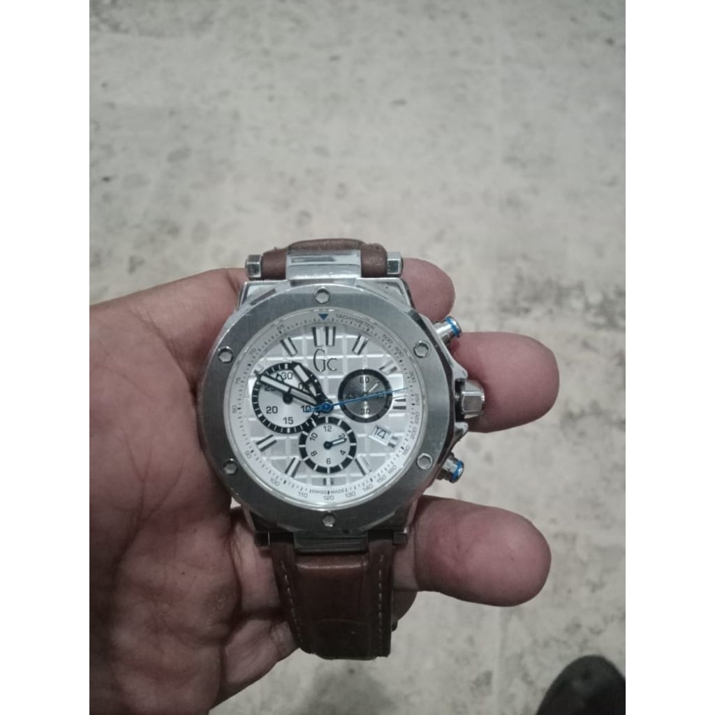 Jual jam tangan original merk Gc chrono original komplit box sertifikat kondisi second mulus sesuai 