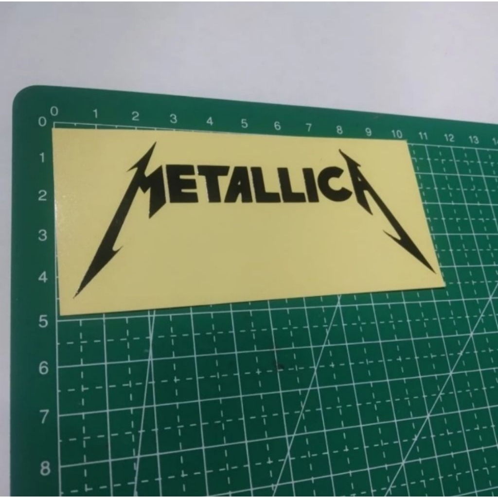 

stiker cutting metallica