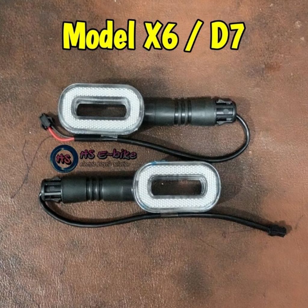 LAMPU SEINT LAMPU SEN LAMPU RITING VARIASI TAMBAHAN UNIVERSAL SEPEDA LISTRIK LAMPU SEINT SEPEDA LIST