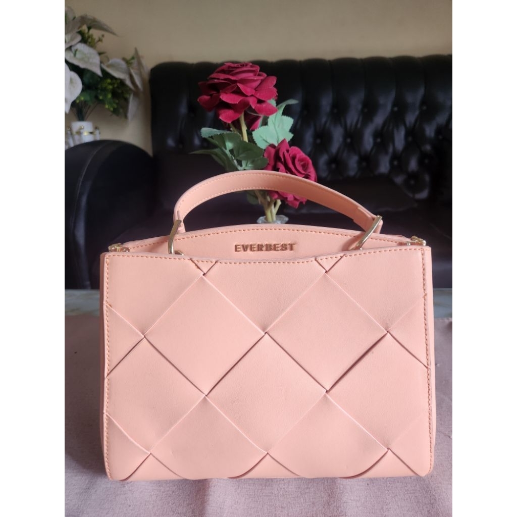 Preloved Everbest shoulderbag