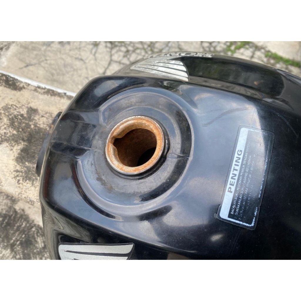 Tanky motor Verza bekas